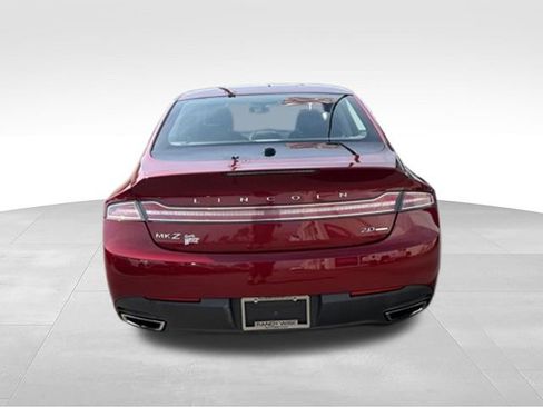 Used 2013 Lincoln MKZ FWD image 4