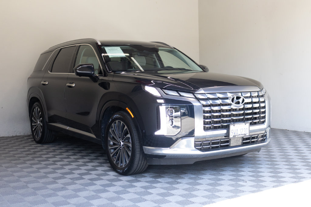 Used 2023 Hyundai Palisade Calligraphy w/ Cargo Package AWD/4WD image 7