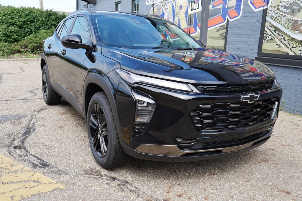New 2026 Chevrolet Trax ACTIV w/ Driver Confidence Package FWD image 32