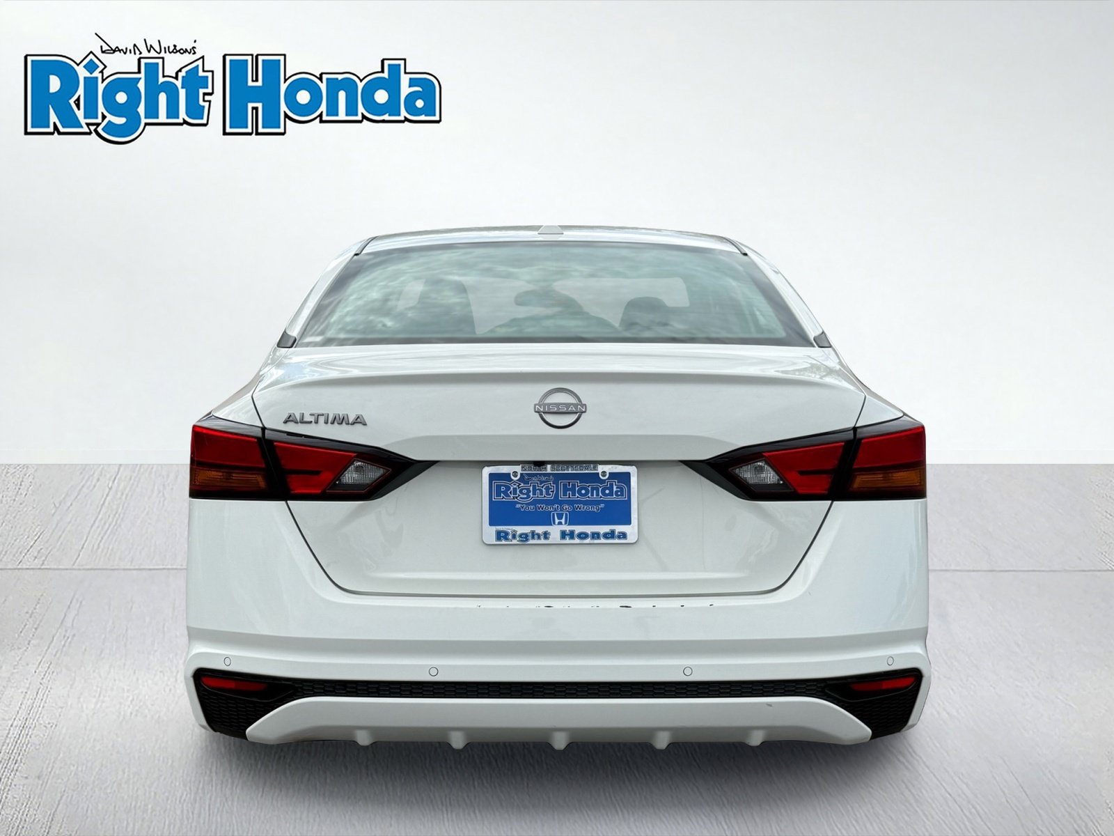 Used 2025 Nissan Altima 2.5 SV FWD image 7