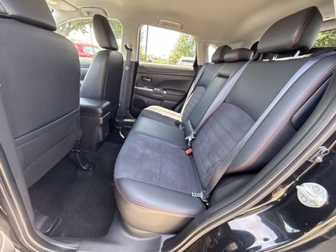 Used 2024 Mitsubishi Outlander Sport SE AWD/4WD image 25