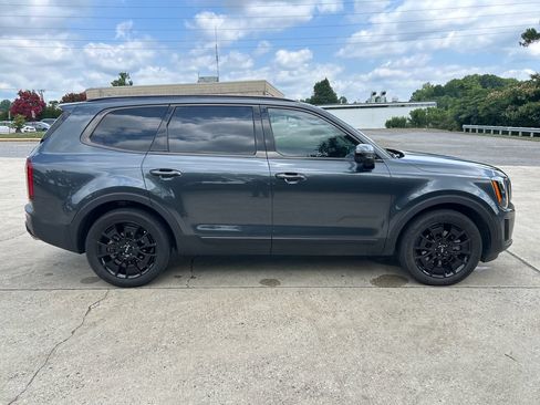 Used 2022 Kia Telluride SX w/ SX Prestige Package AWD/4WD image 7