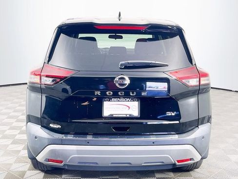 Used 2021 Nissan Rogue SV image 7