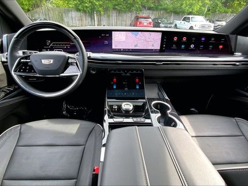 Used 2026 Cadillac Escalade Sport w/ LPO, ONYX Package AWD/4WD image 15