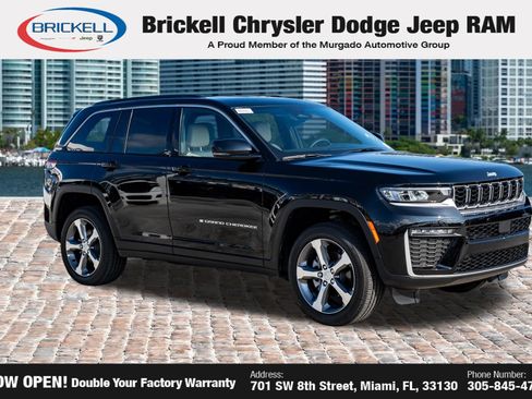 Used 2026 Jeep Grand Cherokee Limited RWD image 3