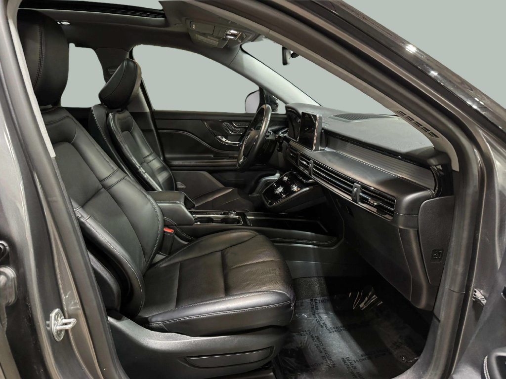 Certified 2022 Lincoln Corsair AWD w/ Premium Package image 26