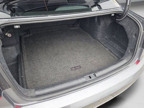 Used 2018 Volkswagen Passat 2.0T S image 23