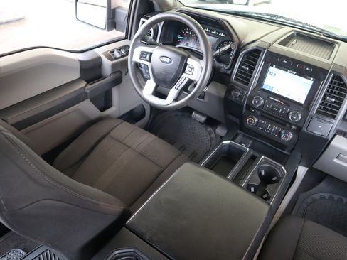 Used 2017 Ford F150 XL w/ Equipment Group 101A Mid image 15