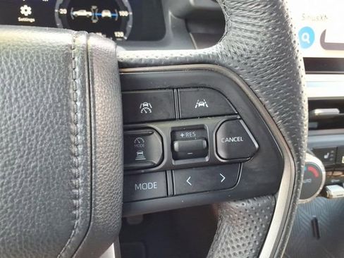 Used 2024 Toyota Tacoma TRD Off-Road AWD/4WD image 19