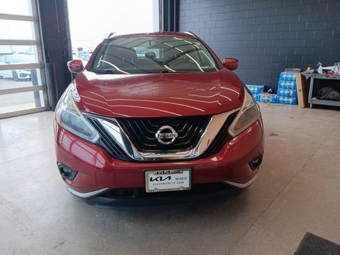 Used 2018 Nissan Murano SV image 3