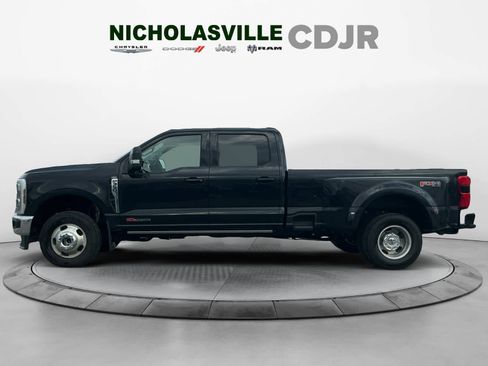 Used 2025 Ford F350 Lariat w/ Lariat Ultimate Package image 2