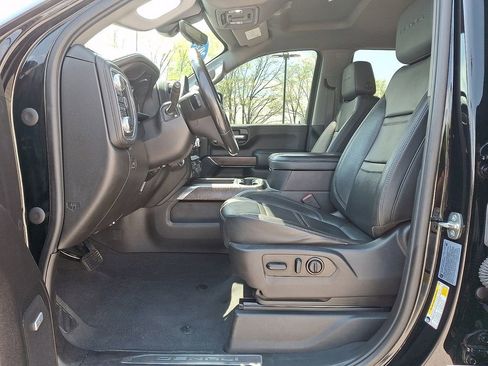 Used 2022 GMC Sierra 2500 Denali w/ Technology Package AWD/4WD image 15