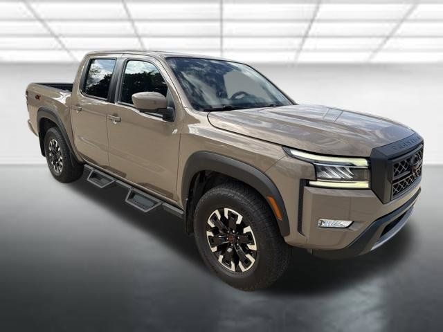 Used 2022 Nissan Frontier PRO-4X AWD/4WD image 7
