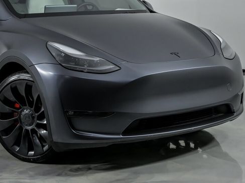Used 2023 Tesla Model Y Performance AWD/4WD image 2