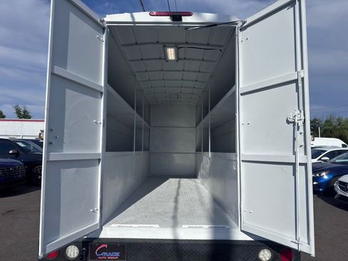 Used 2021 Ford Transit 350 DRW RWD image 29
