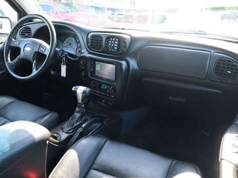 Used 2007 Chevrolet TrailBlazer LT w/ LT Preferred Equipment Group AWD/4WD image 11