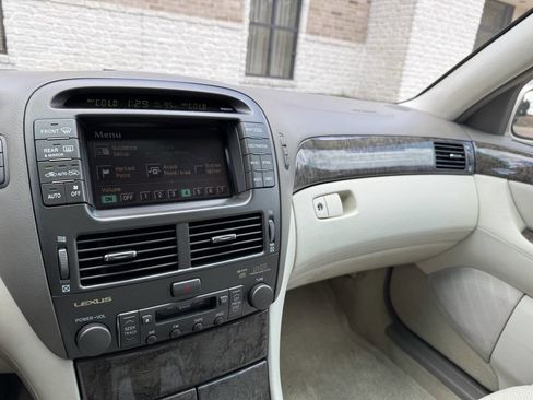 Used 2001 Lexus LS 430 RWD image 20