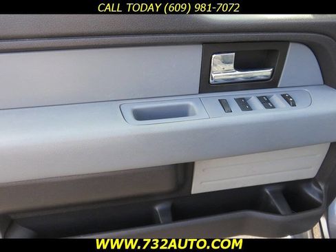 Used 2012 Ford F150 XLT w/ XLT Chrome Pkg image 32