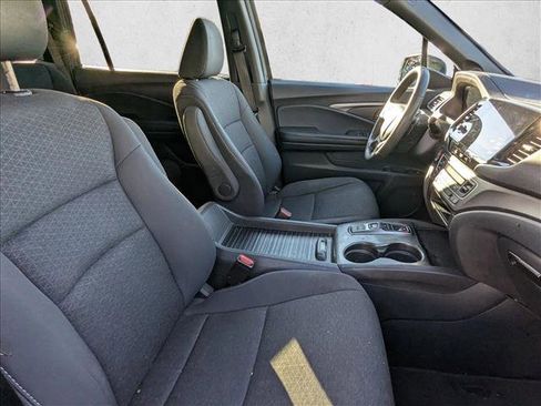 Used 2021 Honda Passport Sport image 19