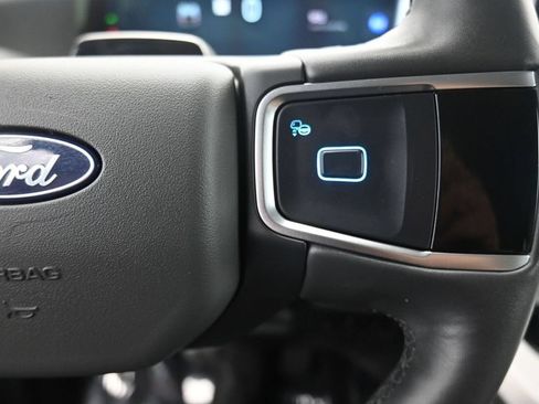 Used 2025 Ford Expedition Max Active AWD/4WD image 20