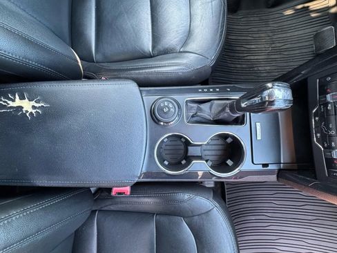 Used 2018 Ford Explorer XLT w/ Equipment Group 202A image 36