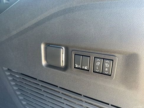 New 2026 Chevrolet Suburban High Country w/ Sun And Tow Package image 31