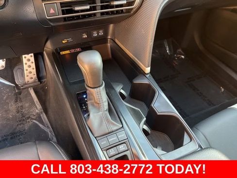 Used 2025 Toyota Camry SE image 26