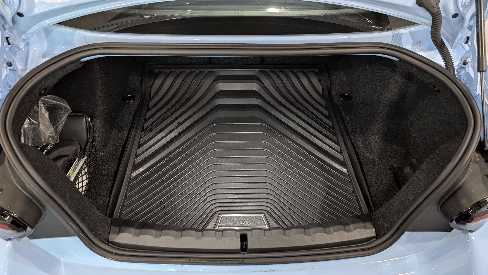 Used 2025 BMW M2 w/ Lighting Package RWD image 8
