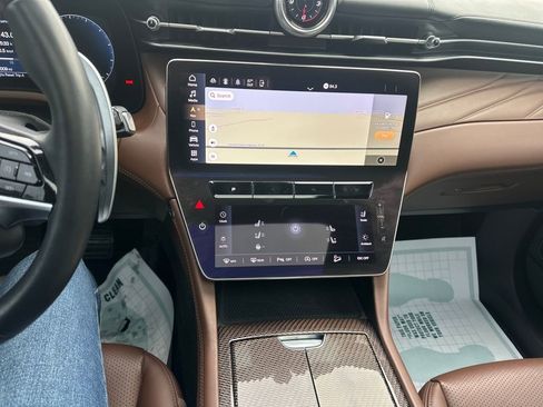 Used 2023 Maserati Grecale GT image 23