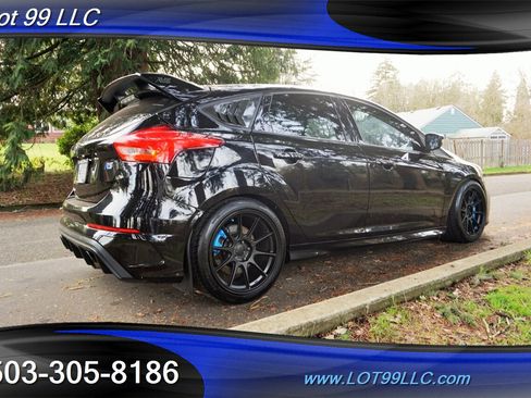 Used 2017 Ford Focus RS image 9
