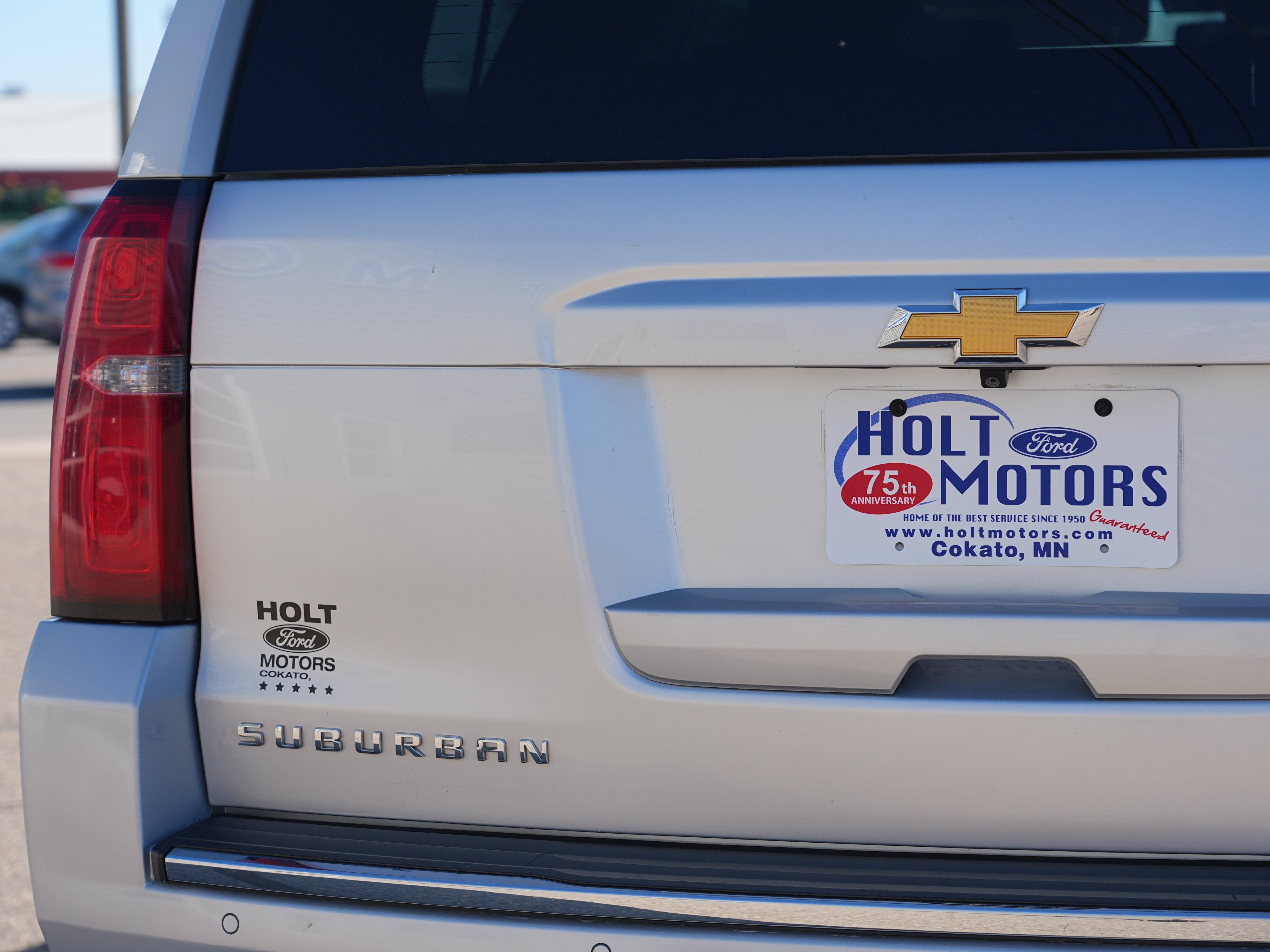 Used 2017 Chevrolet Suburban Premier AWD/4WD image 12