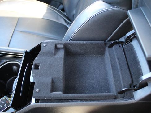 Used 2022 Jeep Grand Cherokee L Overland w/ Advanced Protech Group III image 37