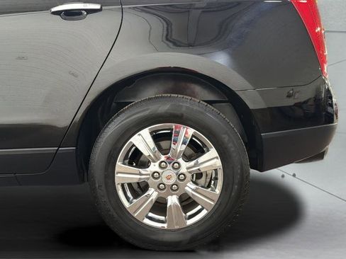Used 2015 Cadillac SRX Luxury w/ Driver Awareness Package image 37
