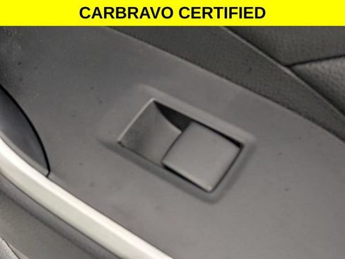 Used 2025 Toyota RAV4 LE FWD image 31