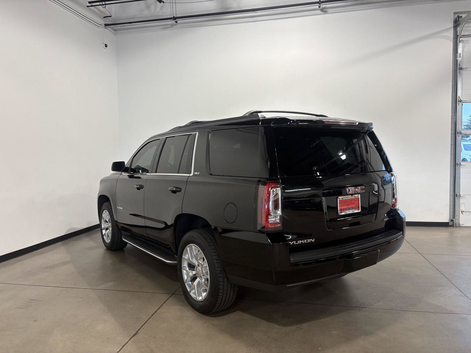 Used 2016 GMC Yukon SLT w/ Open Road Package AWD/4WD image 5