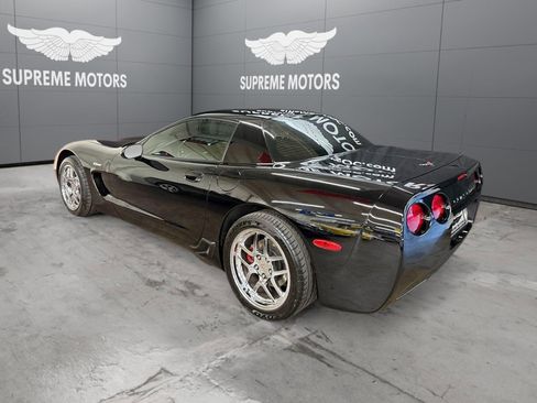 Used 2002 Chevrolet Corvette Z06 w/ Memory Pkg image 8