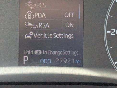 Used 2023 Toyota Corolla LE image 35