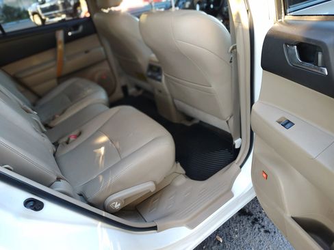 Used 2009 Toyota Highlander Limited image 28