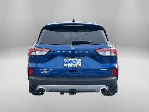 Used 2022 Ford Escape Titanium w/ Class II Trailer Tow Package image 3