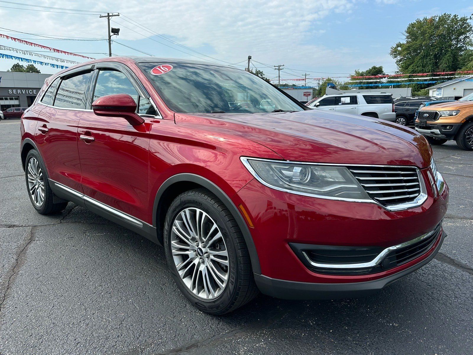 Used 2016 Lincoln MKX Reserve w/ Equipment Group 102A AWD/4WD image 1