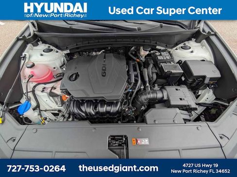 Used 2025 Hyundai Tucson SE image 12