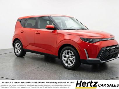 Used 2025 Kia Soul LX w/ LX Technology Package