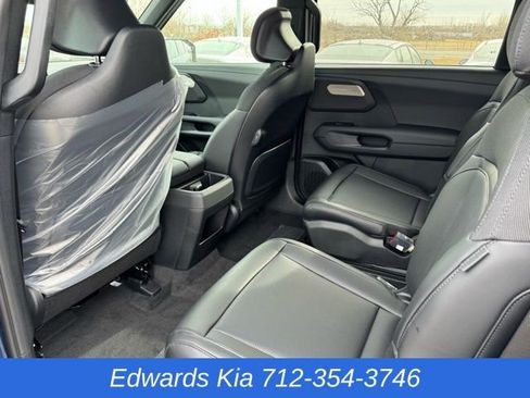 New 2027 Kia Telluride S image 15
