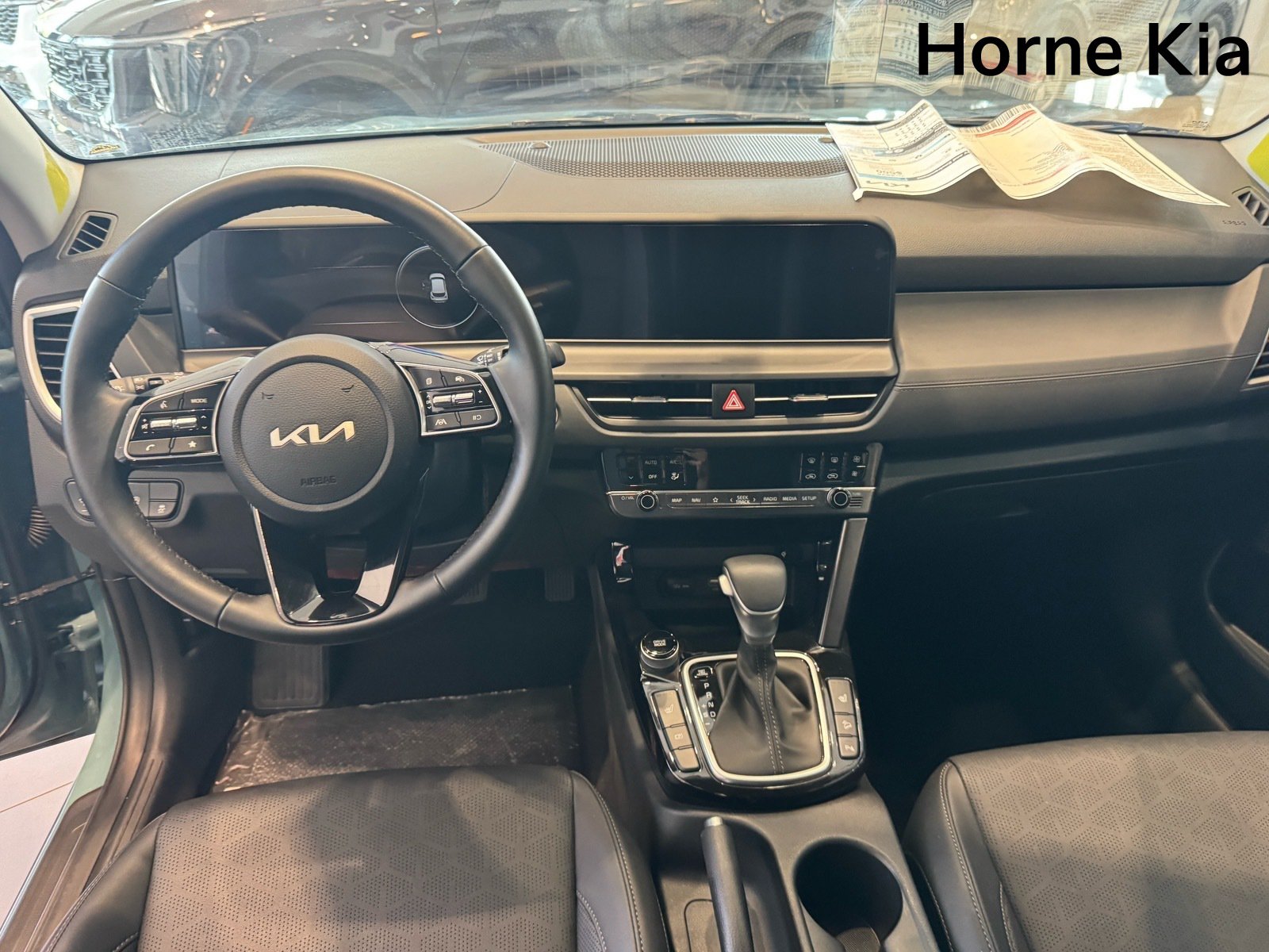 New 2026 Kia Seltos EX w/ EX Sunroof Package FWD image 13