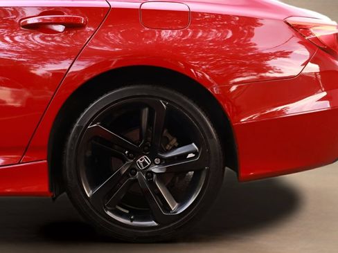 Used 2021 Honda Accord Sport image 5