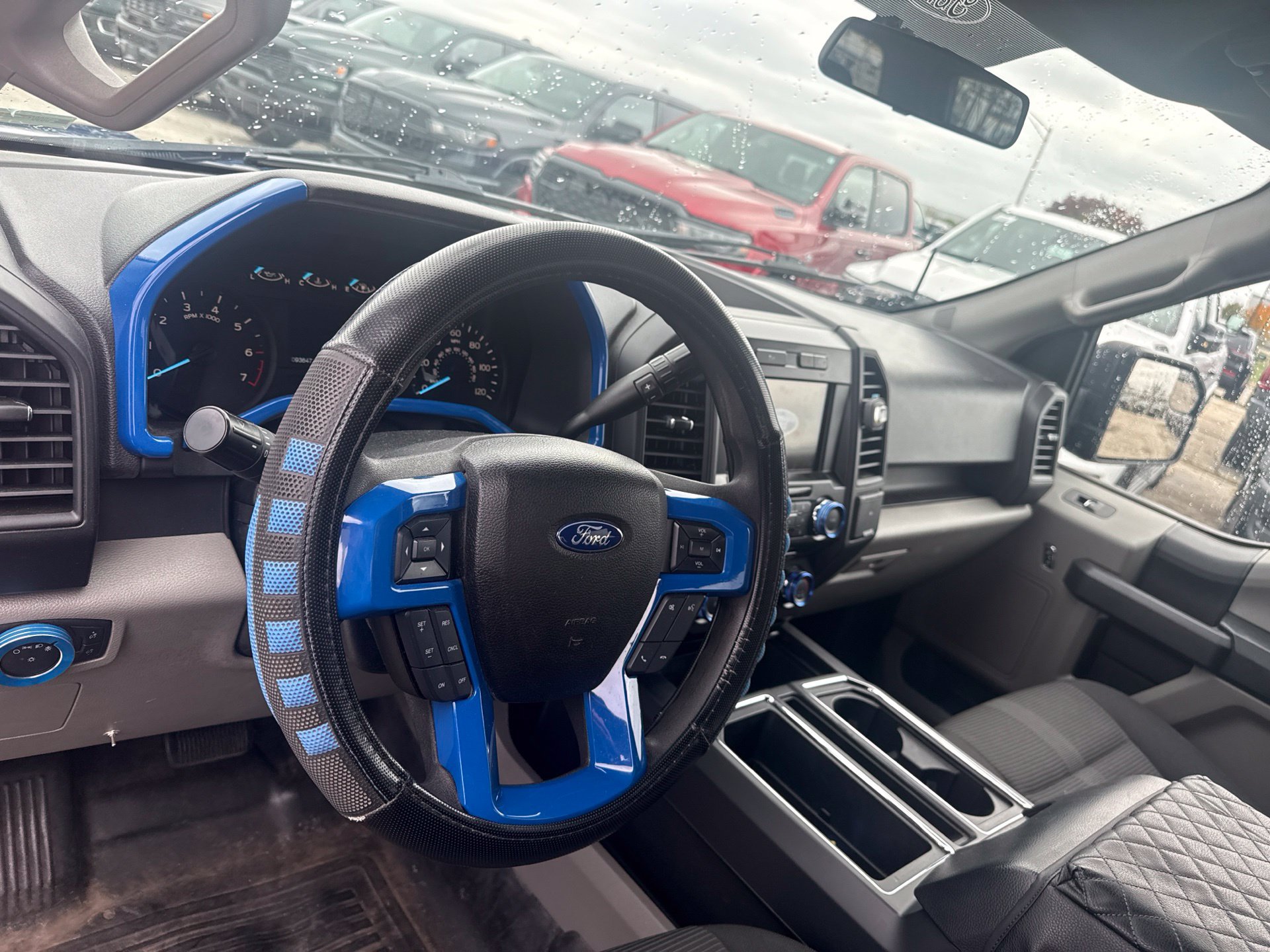 Used 2018 Ford F150 XL w/ Equipment Group 101A Mid AWD/4WD image 10