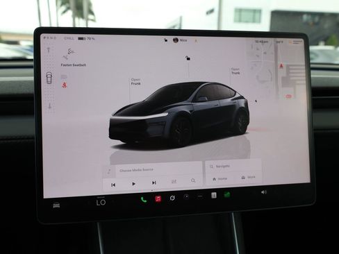 Used 2026 Tesla Model Y Long Range RWD image 30