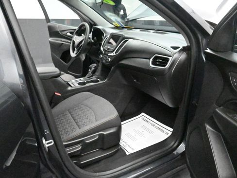 Used 2023 Chevrolet Equinox LT image 44