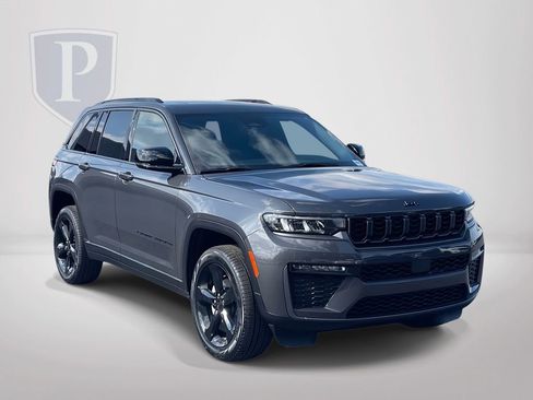 New 2026 Jeep Grand Cherokee Limited w/ Limited Altitude Package AWD/4WD image 1