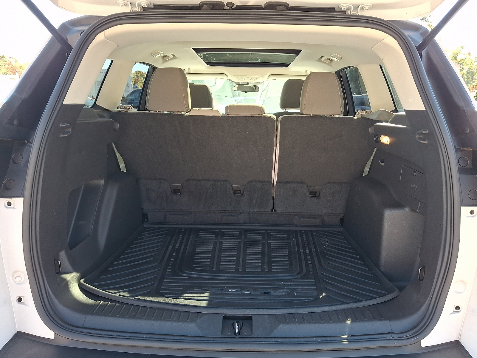 Used 2015 Ford Escape SE w/ Equipment Group 201A AWD/4WD image 27